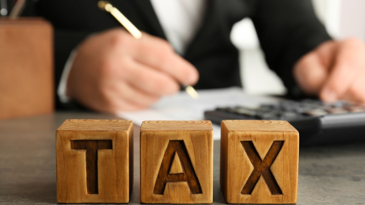 U.S. vs Canada tax filing